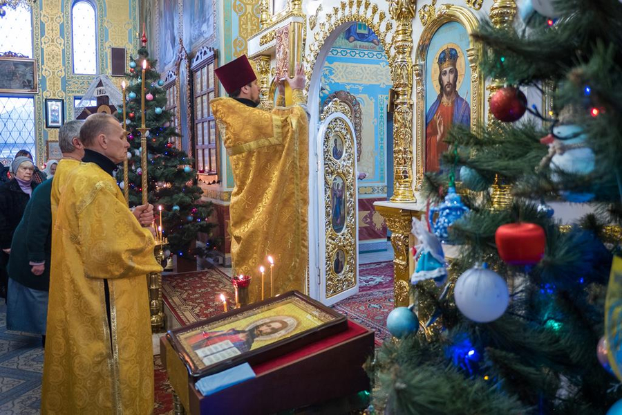 ОБРЕЗАНИЕ ГОСПОДА БОГА И СПАСА НАШЕГО ИИСУСА ХРИСТА (ФОТО) | Фото 3