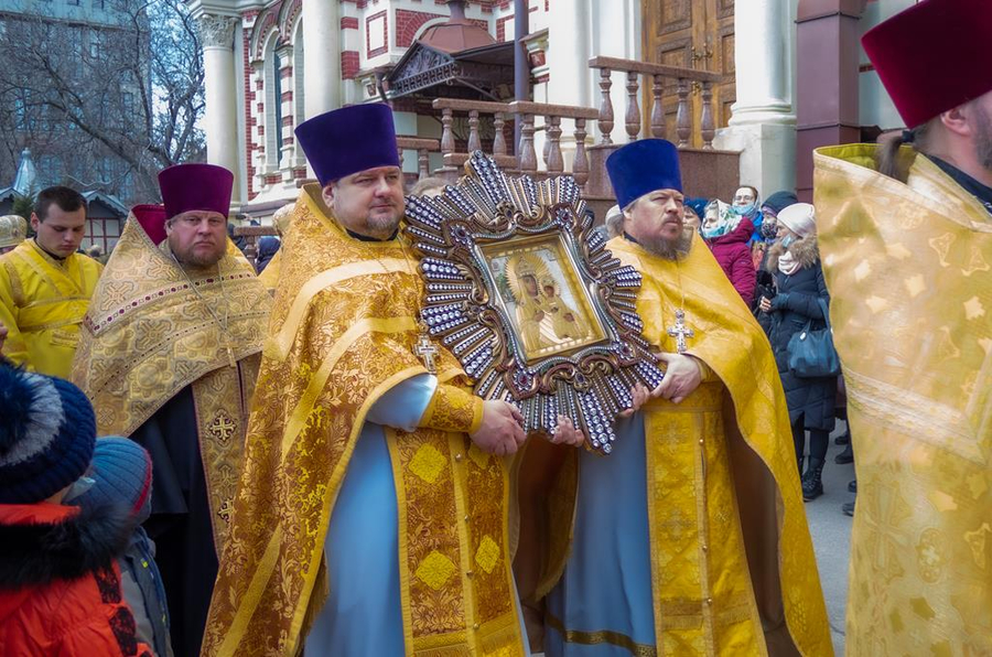 Прихожане нашего храма приняли участие в крестном ходе в день празднования Торжества Православия | Фото 6