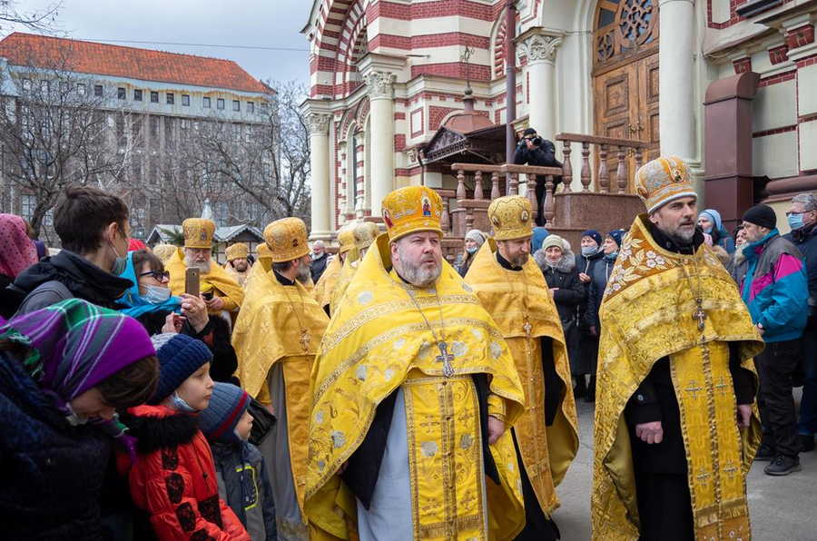 Прихожане нашего храма приняли участие в крестном ходе в день празднования Торжества Православия | Фото 7