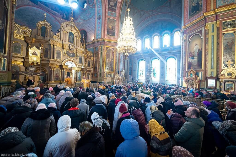 В праздник Торжества православия состоялся крестный ход с молитвой о мире в Украине (ФОТО+ВИДЕО) | Фото 9