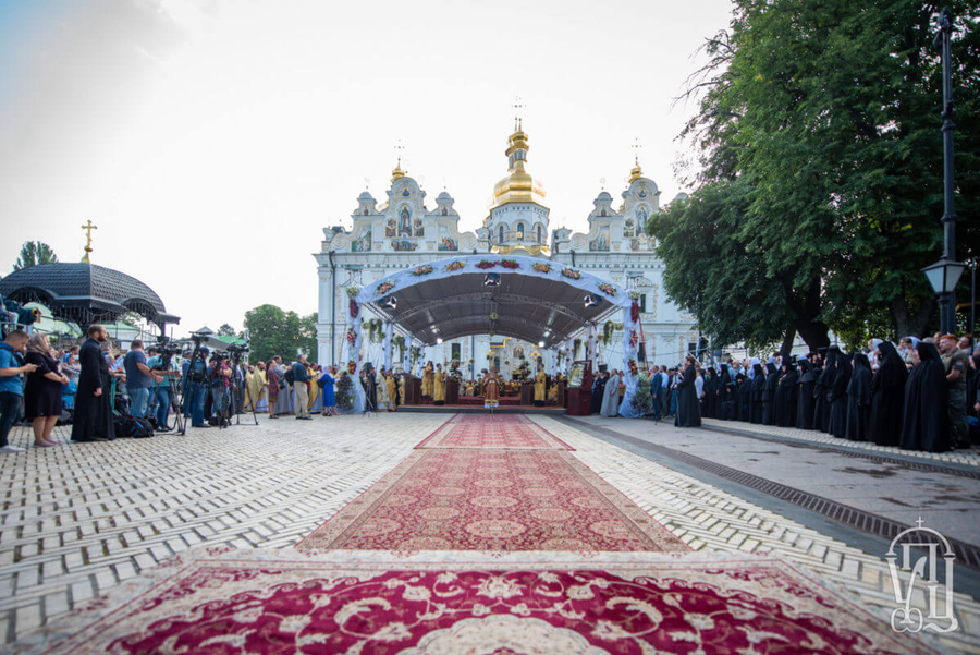 Украинская Православная Церковь торжественно отметила 1033-летие Крещения Руси (ФОТО, ВИДЕО) | Фото 10