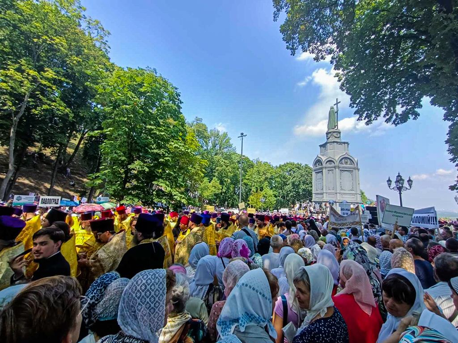 Прихожане нашего храма приняли участие в торжествах, посвященных 1033-летию Крещения Руси (ФОТО) | Фото 12