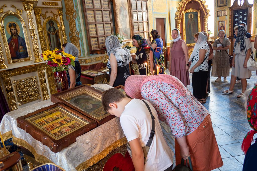 Молебень про мир в Україні (Четвер, ФОТО) | Фото 12