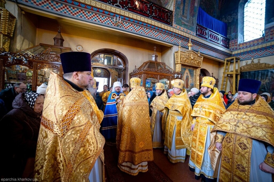 Святкове богослужіння у Трьохсвятительському храмі міста Харкова | Фото 3