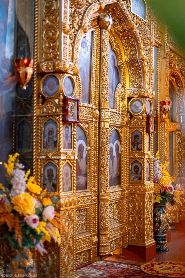 Святкове богослужіння у Трьохсвятительському храмі міста Харкова | Фото 4