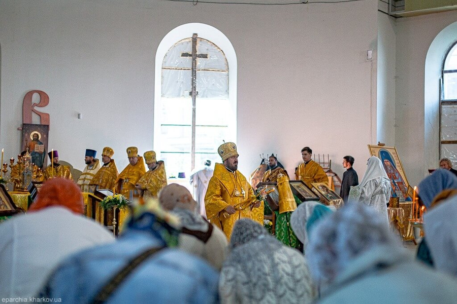 Святкове богослужіння у Свято-Антоніївському храмі міста Харкова (ФОТО) | Фото 8