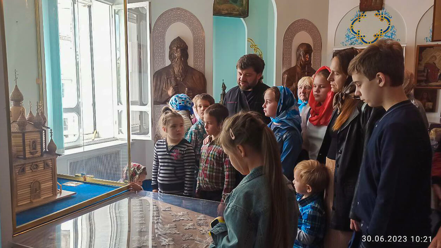 Вихованці недільної школи нашого храму відвідали церковно-історичний музей Харківської Єпархії (ФОТО) | Фото 10
