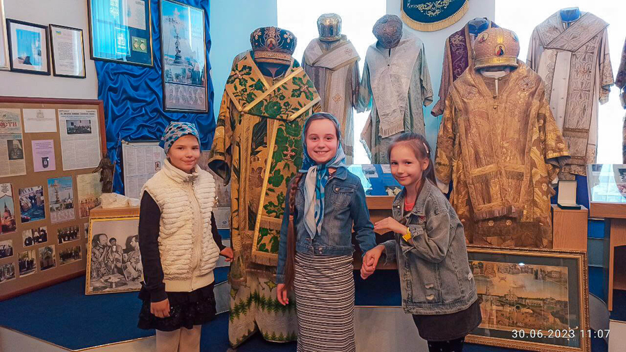 Вихованці недільної школи нашого храму відвідали церковно-історичний музей Харківської Єпархії (ФОТО) | Фото 31