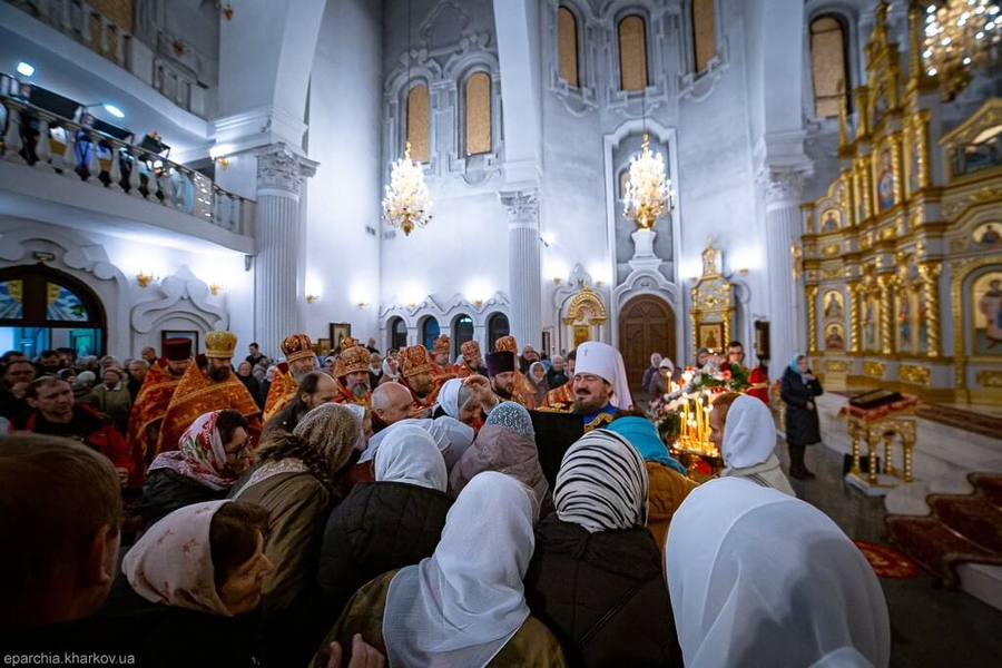 Святкове богослужіння у Мироносицькому храмі м. Харкова (ФОТО) | Фото 2