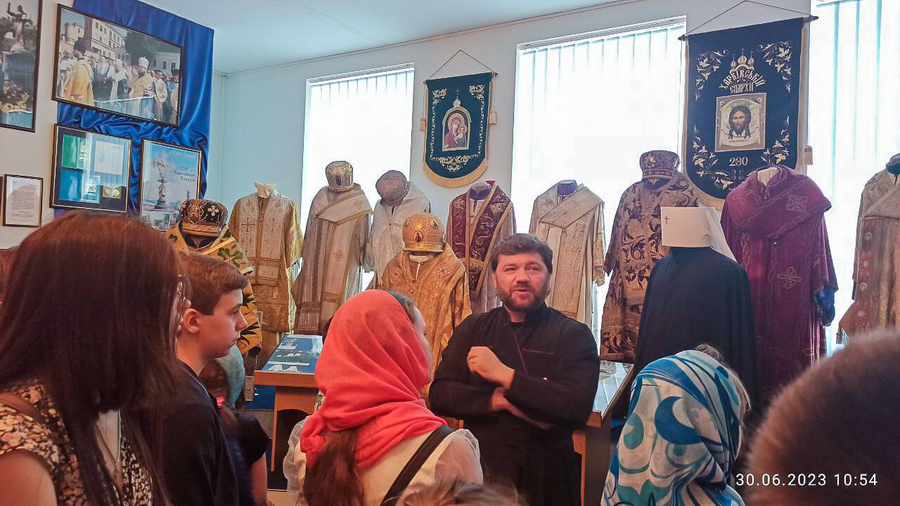 Вихованці недільної школи нашого храму відвідали церковно-історичний музей Харківської Єпархії (ФОТО) | Фото 11