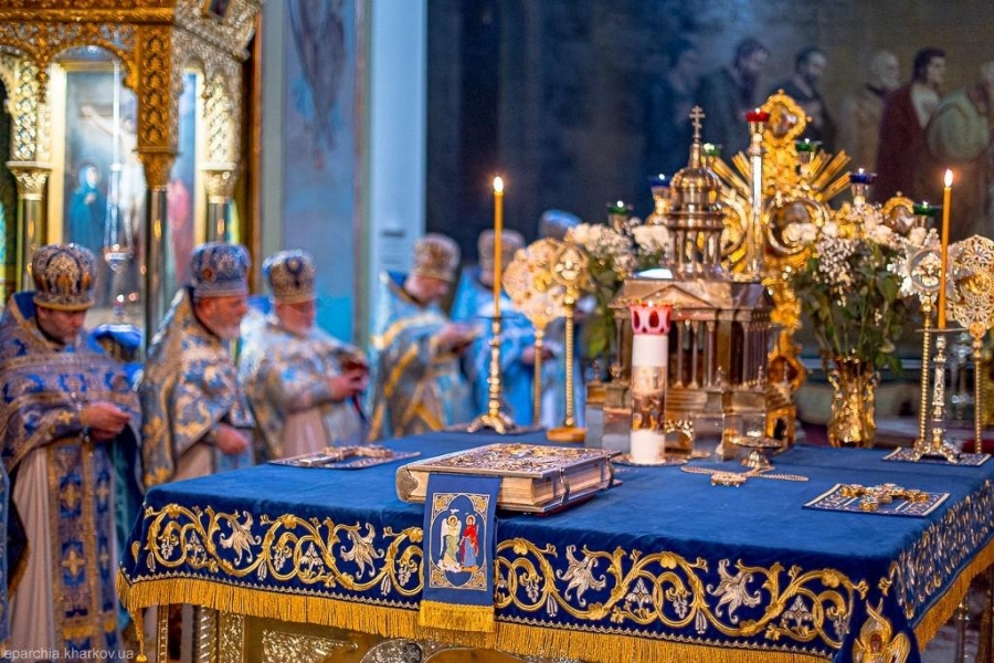 Святкове богослужіння у Свято-Благовіщенському соборі міста Харкова (ФОТО) | Фото 7