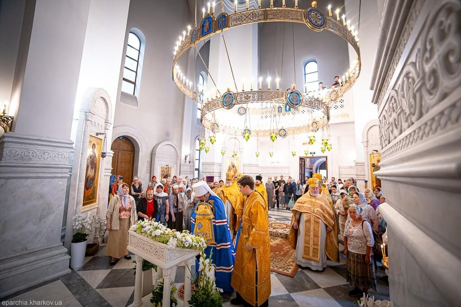 Святкове богослужіння у Свято-Ольгінському храмі міста Харкова (ФОТО) | Фото 4