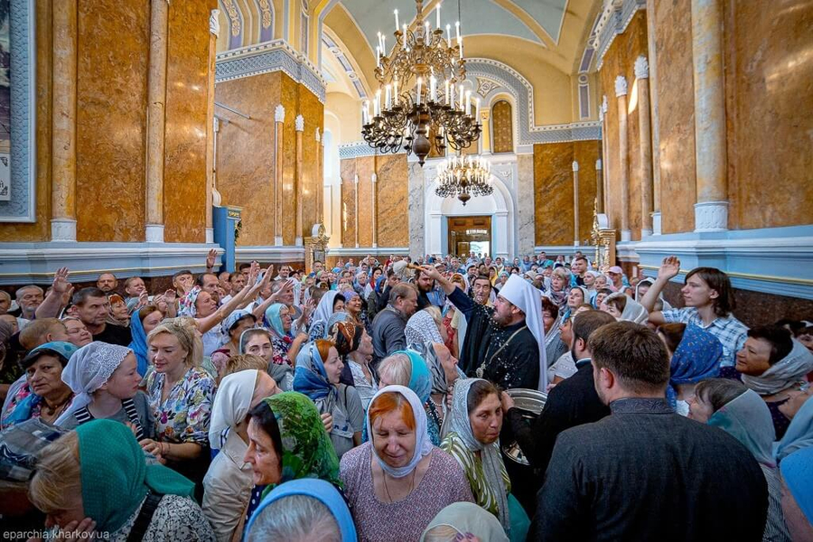 Престольне свято у Свято-Успенському соборі міста Харкова (ФОТО) | Фото 10