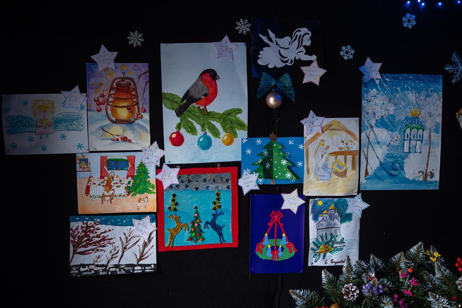 Різдвяна виставка дитячих малюнків (ФОТО) | Фото 2