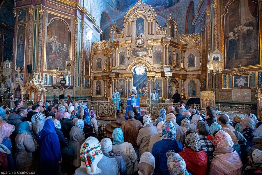 Престольне свято у Благовіщенському соборі міста Харкова (ФОТО) | Фото 15