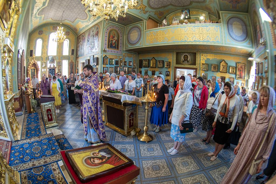 Винесення Чесних Древ Животворящого Хреста Господнього (ФОТО) | Фото 17