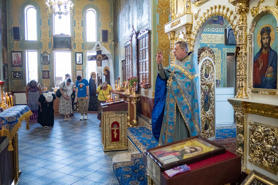 УСПІННЯ ПРЕСВЯТОЇ БОГОРОДИЦІ (Вечірнє богослужіння, ФОТО) | Фото 13