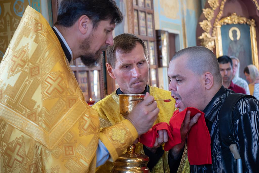 Пам'ять святих первоверховних апостолів Петра та Павла (ФОТО) | Фото 14