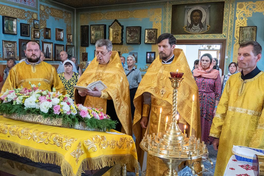 Пам'ять святих первоверховних апостолів Петра та Павла (ФОТО) | Фото 26