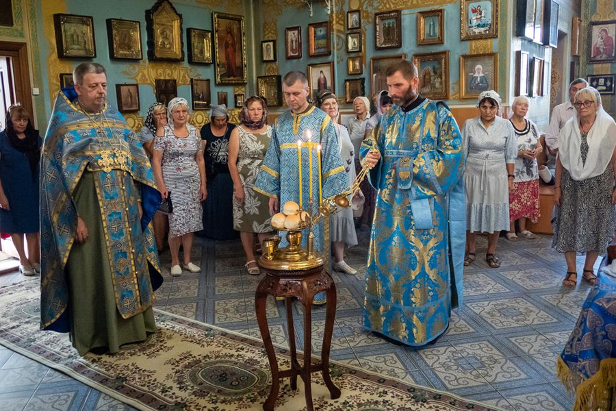 УСПІННЯ ПРЕСВЯТОЇ БОГОРОДИЦІ (Вечірнє богослужіння, ФОТО) | Фото 11