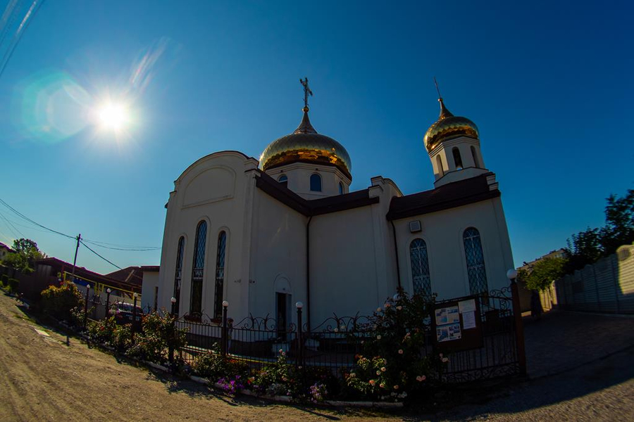 День пам'яті великомученика та цілителя Пантелеймона (ФОТО) | Фото 2