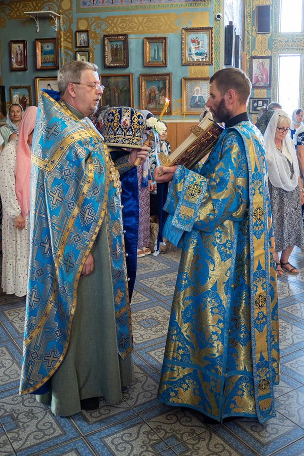 УСПІННЯ ПРЕСВЯТОЇ БОГОРОДИЦІ (Вечірнє богослужіння, ФОТО) | Фото 16