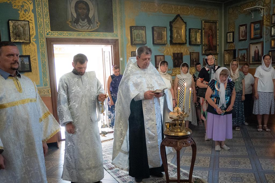 Преображення Господа Бога і Спаса нашого Іісуса Христа (Вечірнє богослужіння, ФОТО) | Фото 9