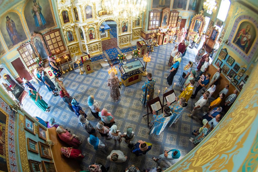 Вечірня свята Успіння Пресвятої Богородиці (ФОТО) | Фото 7