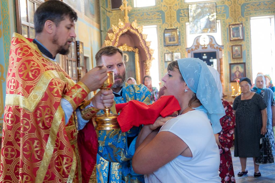 День пам'яті великомученика та цілителя Пантелеймона (ФОТО) | Фото 20