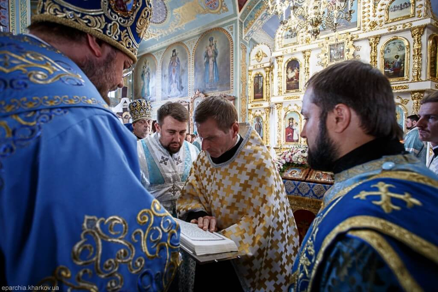 Митрополит Онуфрій звершив Божественну Літургію у нашому храмі (ФОТО) | Фото 14