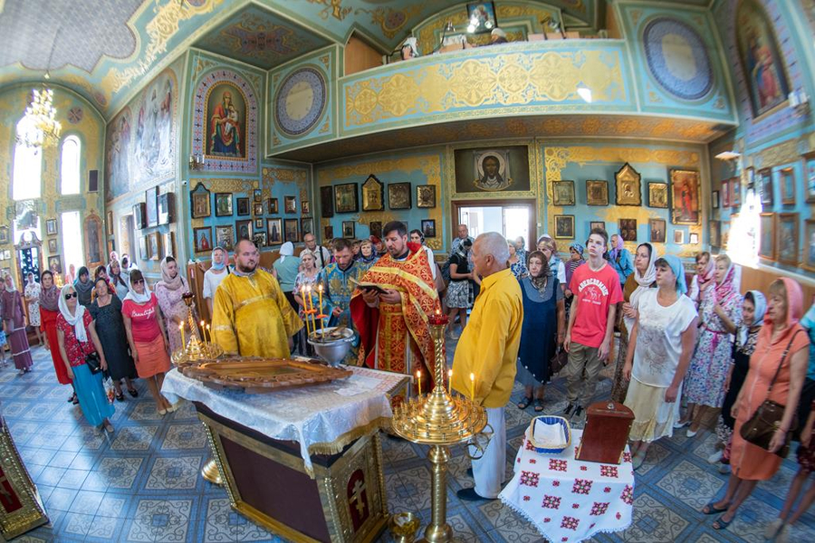 День пам'яті великомученика та цілителя Пантелеймона (ФОТО) | Фото 24