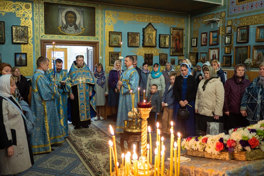 Покров Пресвятої Владичиці нашої Богородиці і Приснодіви Марії (Вечірнє богослужіння, ФОТО) | Фото 5