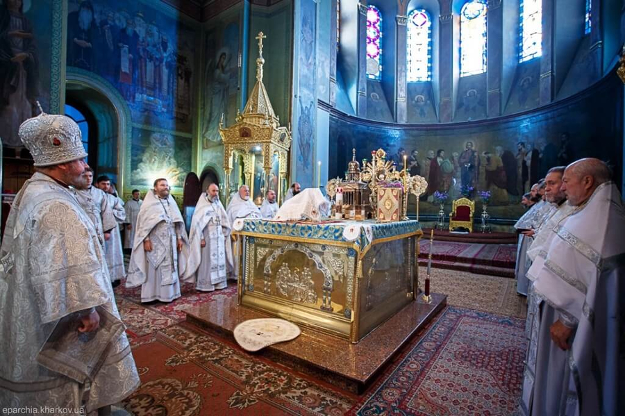 Божественна літургія у річницю блаженної кончини митрополита Никодима (ФОТО) | Фото 6