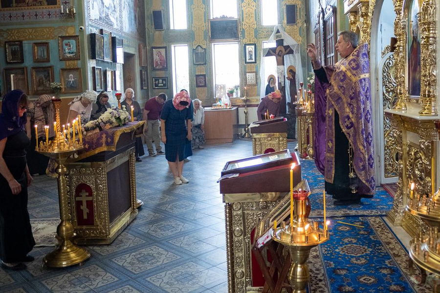 Воздвиження Чесного і Животворящого Хреста Господнього (Вечірнє богослужіння, ФОТО) | Фото 11