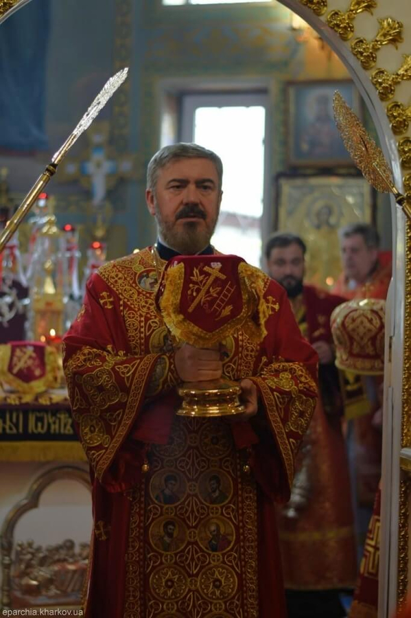 Митрополит Онуфрій звершив Божественну Літургію у нашому храмі (ФОТО) | Фото 25