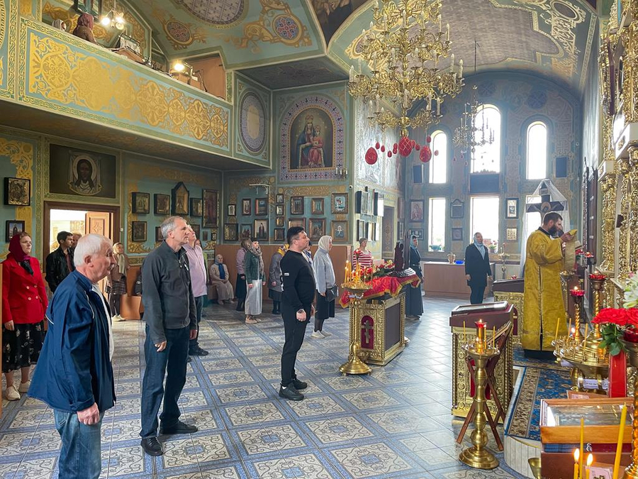 Перенесення мощей святителя і чудотворця Миколая з Мир Лікійських у Бар (Вечірнє богослужіння, ФОТО) | Фото 10