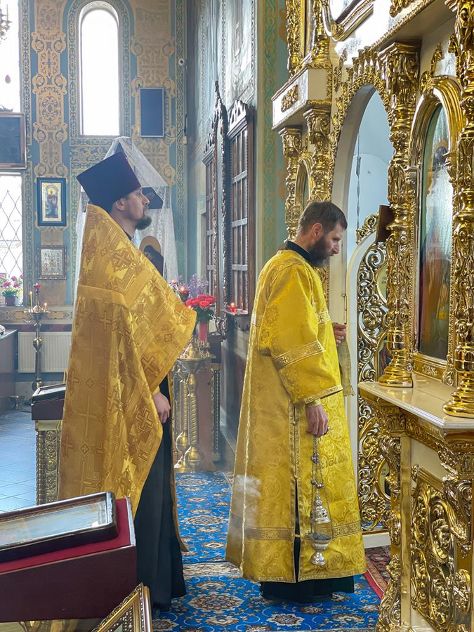 Перенесення мощей святителя і чудотворця Миколая з Мир Лікійських у Бар (Вечірнє богослужіння, ФОТО) | Фото 9