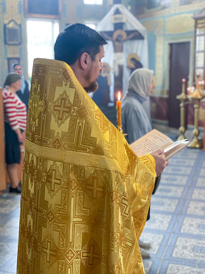 Перенесення мощей святителя і чудотворця Миколая з Мир Лікійських у Бар (Вечірнє богослужіння, ФОТО) | Фото 15