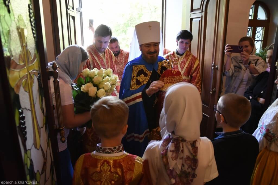 Божественна літургія в Жено-Мироносицькому храмі міста Харкова (ФОТО) | Фото 3