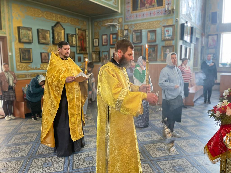 Перенесення мощей святителя і чудотворця Миколая з Мир Лікійських у Бар (Вечірнє богослужіння, ФОТО) | Фото 13