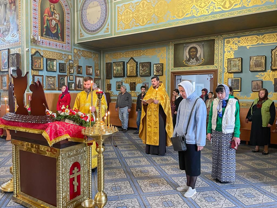 Перенесення мощей святителя і чудотворця Миколая з Мир Лікійських у Бар (Вечірнє богослужіння, ФОТО) | Фото 18