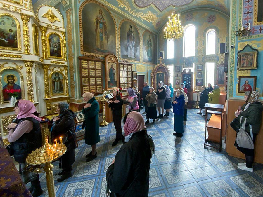 Великий Четвер (Ранкове богослужіння, ФОТО) | Фото 13