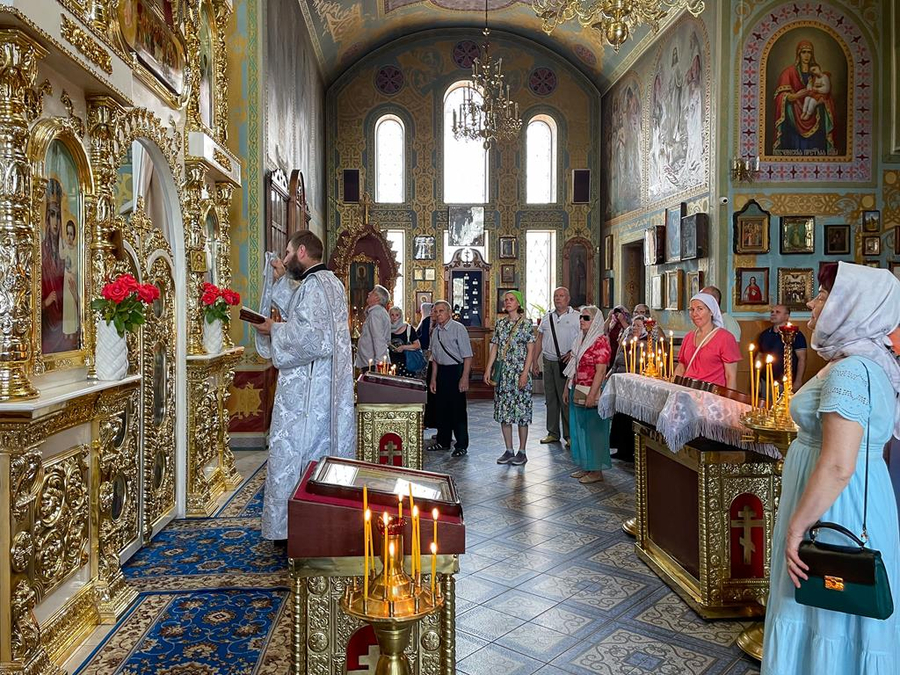 Троїцька батьківська субота (Вечірнє богослужіння, ФОТО) | Фото 7