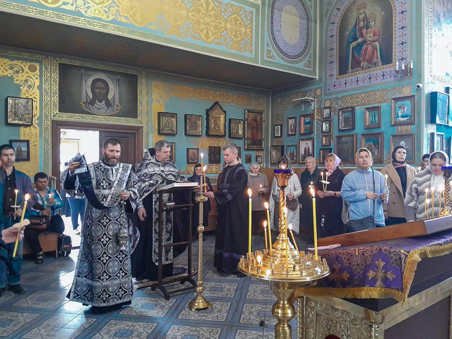 Великий Четвер (Вечірнє богослужіння, ФОТО) | Фото 8