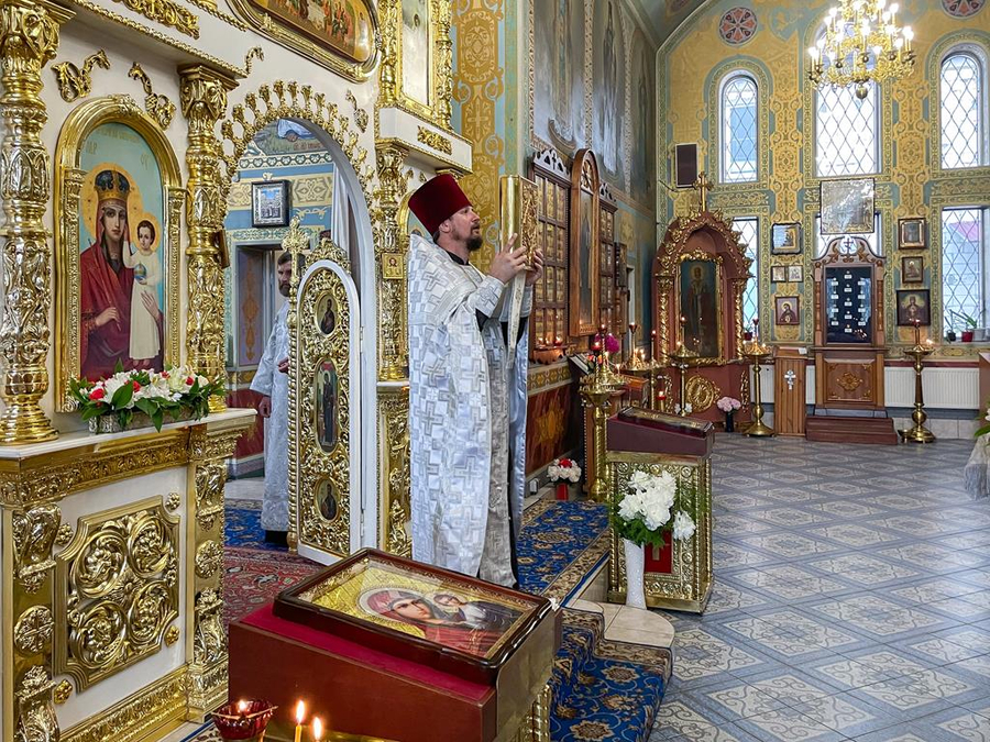 Неділя 7-а після Пасхи (Вечірнє богослужіння, ФОТО) | Фото 15
