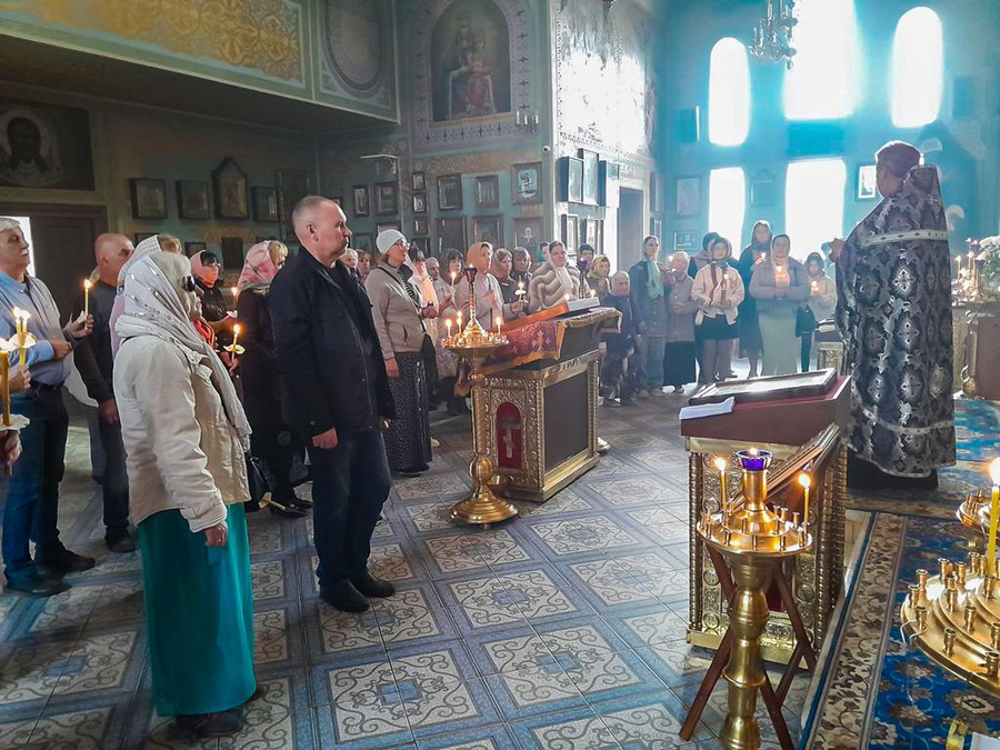 Великий Четвер (Вечірнє богослужіння, ФОТО) | Фото 22
