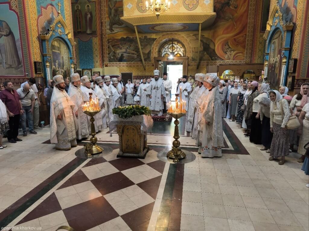 Престольне свято у Свято-Усекновенському храмі міста Харкова (ФОТО)