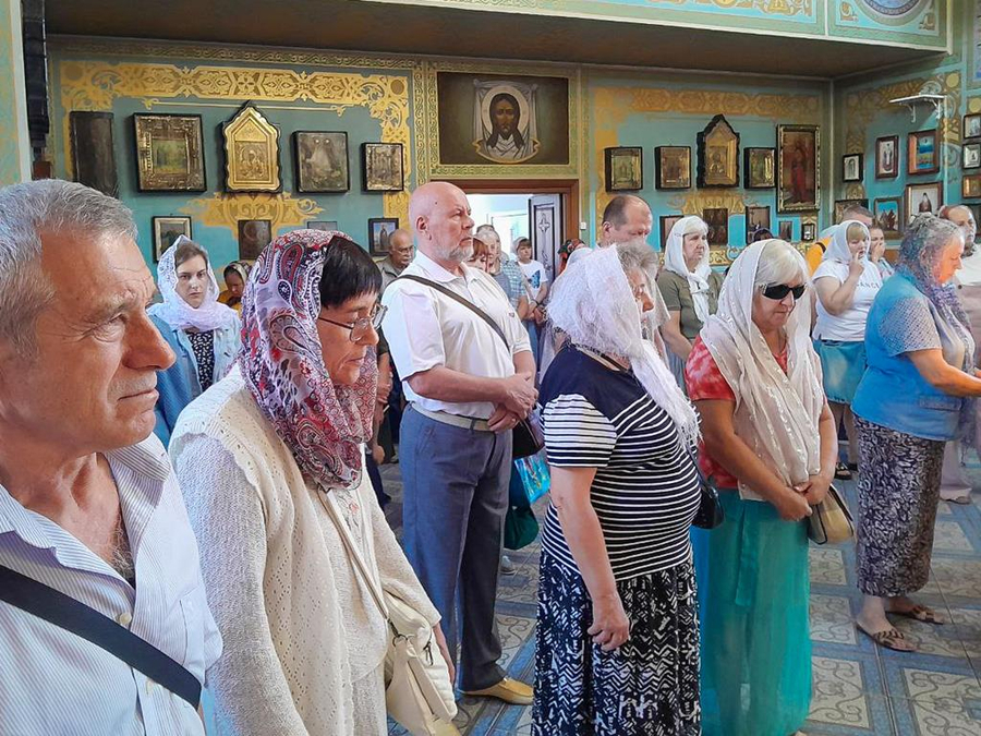 Винесення Чесних Древ Животворящого Хреста Господнього (ФОТО) | Фото 10