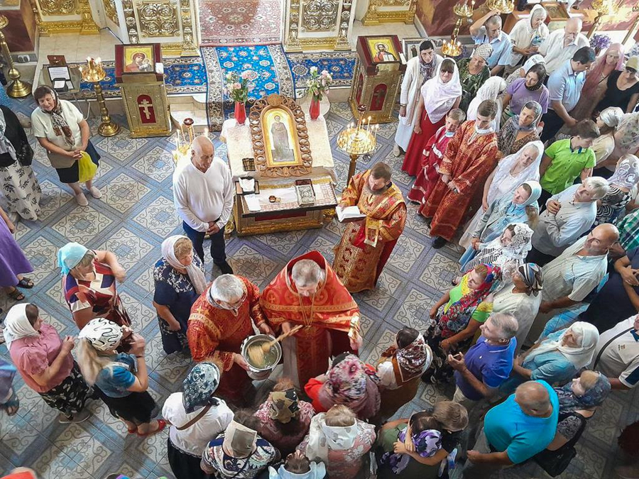 День пам'яті великомученика та цілителя Пантелеймона (ФОТО) | Фото 34
