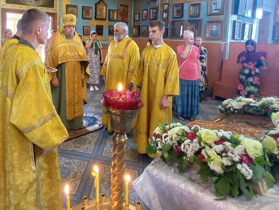 Неділя 6-а після П'ятидесятниці (Вечірнє богослужіння, ФОТО) | Фото 8